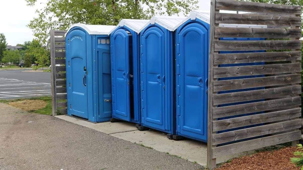 VIP Trailer Restrooms - Porta Potty Rental Pros - Porta Potty Rentals services in Welda, KS